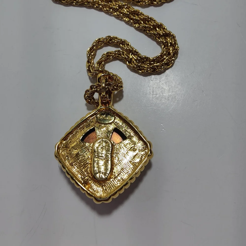 Vintage KJL Kenneth Jay Lane Black Cabochon Pendant Necklace Gold Tone Rope - Picture 6 of 10